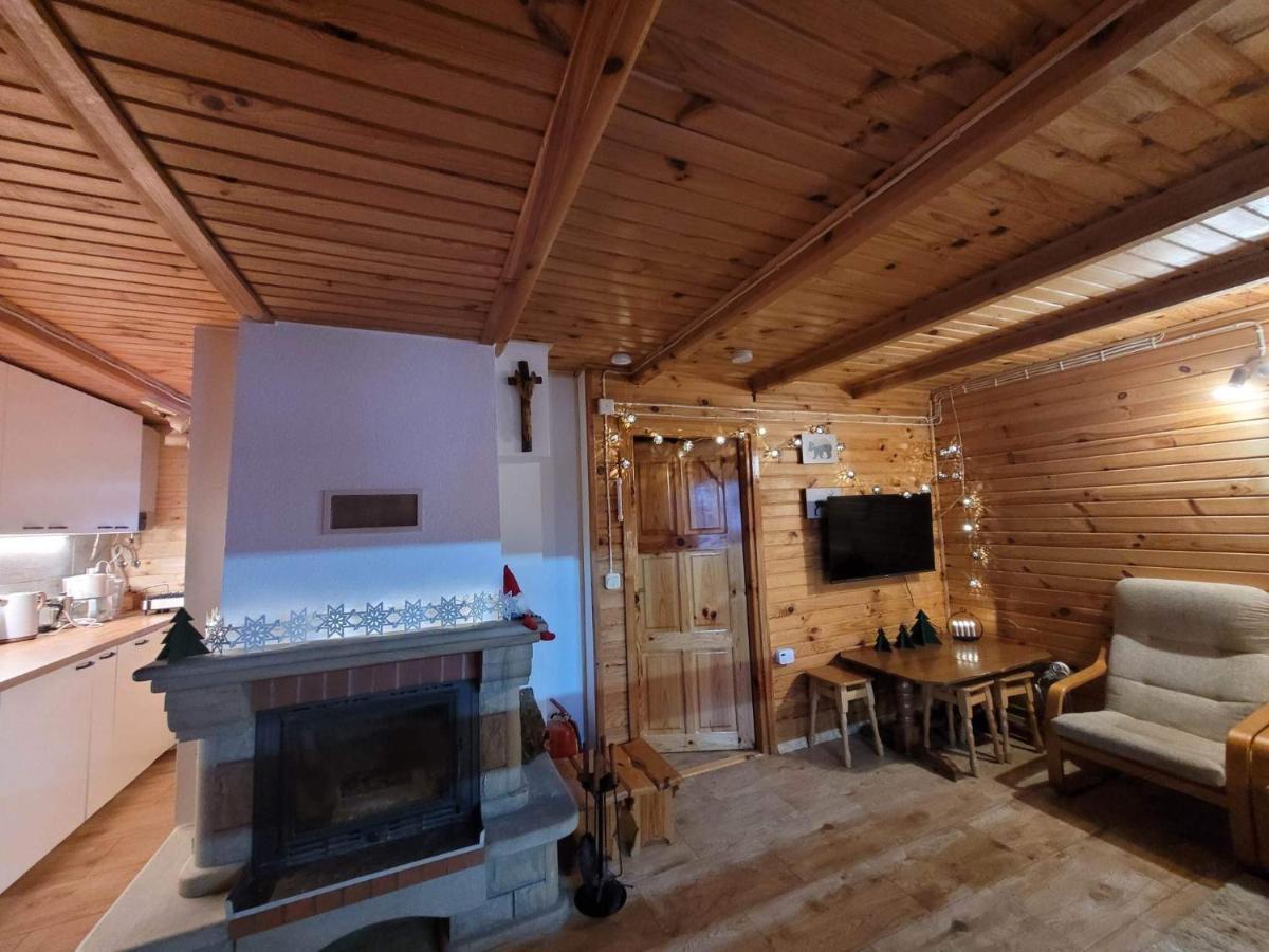 Urocza Chata Z Sauna W Bieszczadzkim Parku Krajobrazowym Bukowiec (Podkarpackie) Exterior foto